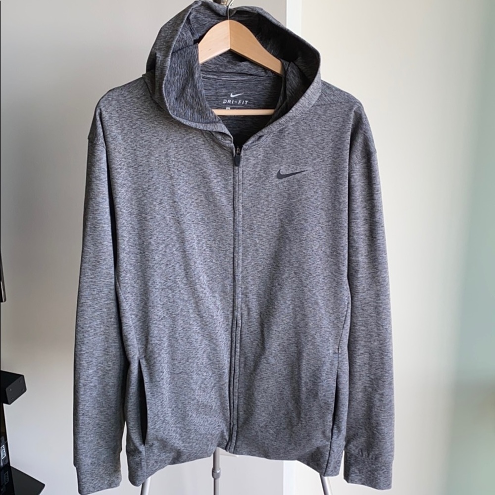 Nike men’s size M Dry - Fit full zip sweat shirt